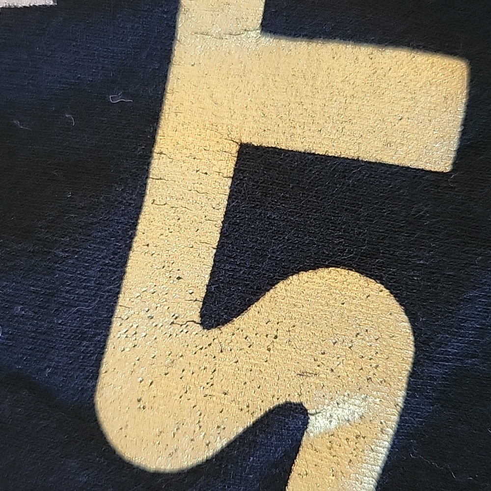 Toddler Girls Starwars Themed Long Sleeve Black And Gold Shirt Size XS 2-3 - Picture 6 of 6